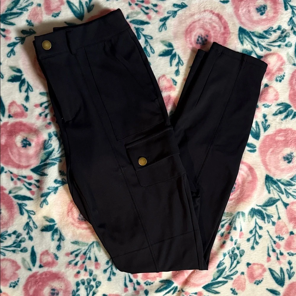HALARA Black Pants with Stylish Detail - Picture 1 of 2